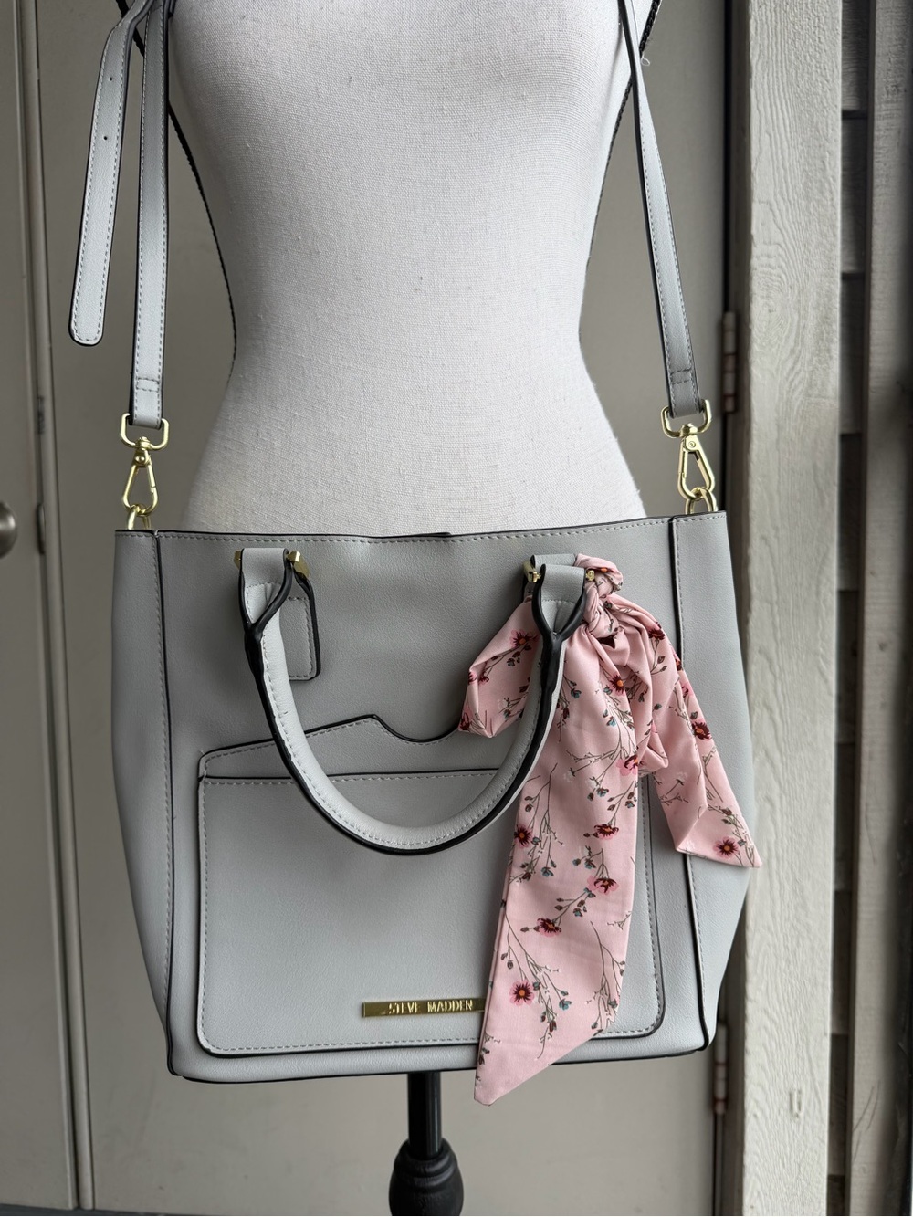 New Steve Madden Pale Blue Grey Tote Bag Purse Pink Floral Scarf